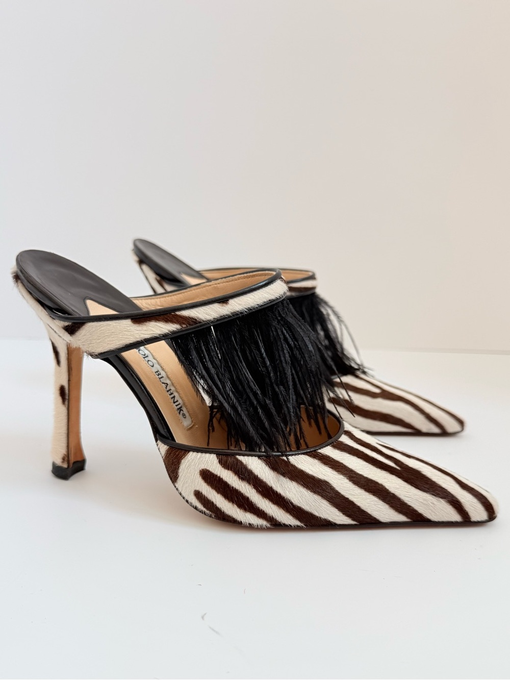 Manolo Blahnik Zebra Print Calf Hair Feather Fringe Pointed Toe Mule Heels EU 37 - Picture 2 of 11